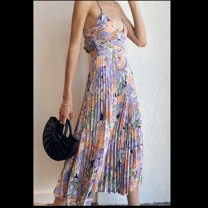 Astr Blythe Floral Plisse Midi Dress 